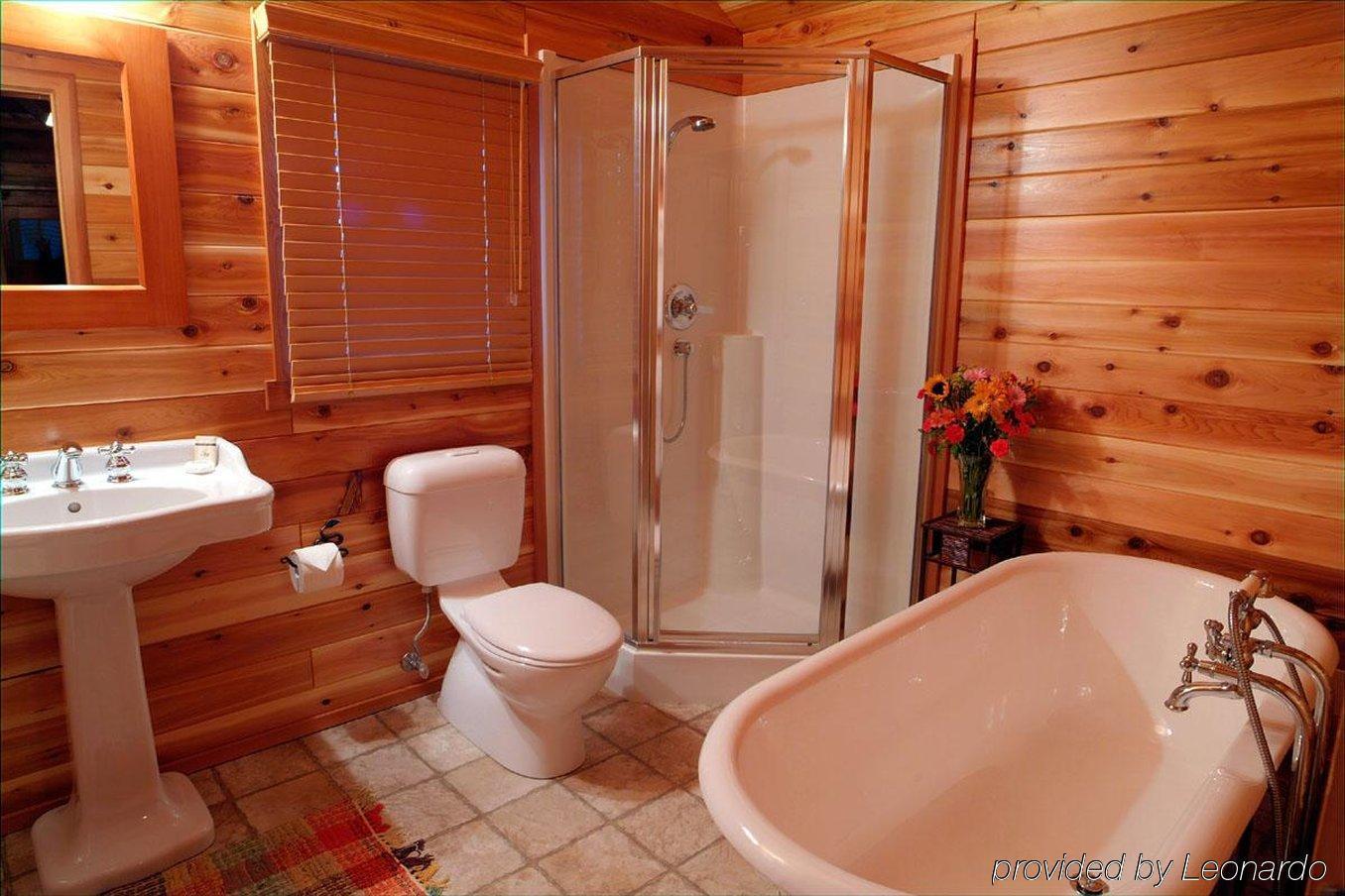 パラダイス ロッジ アンド バンガロー レイク・ルイーズ 部屋 写真